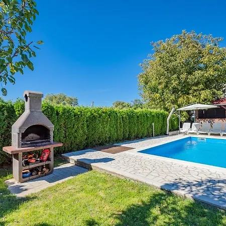 Semy Ferienhaus Pazin